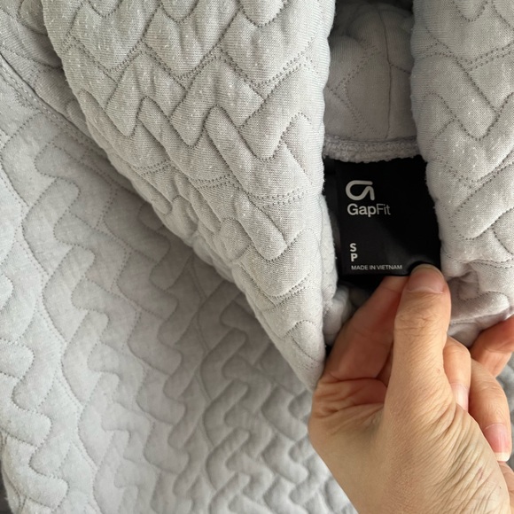 GAP Light Gray Quilted Cowl Neck Sweater - Picture 3 of 5